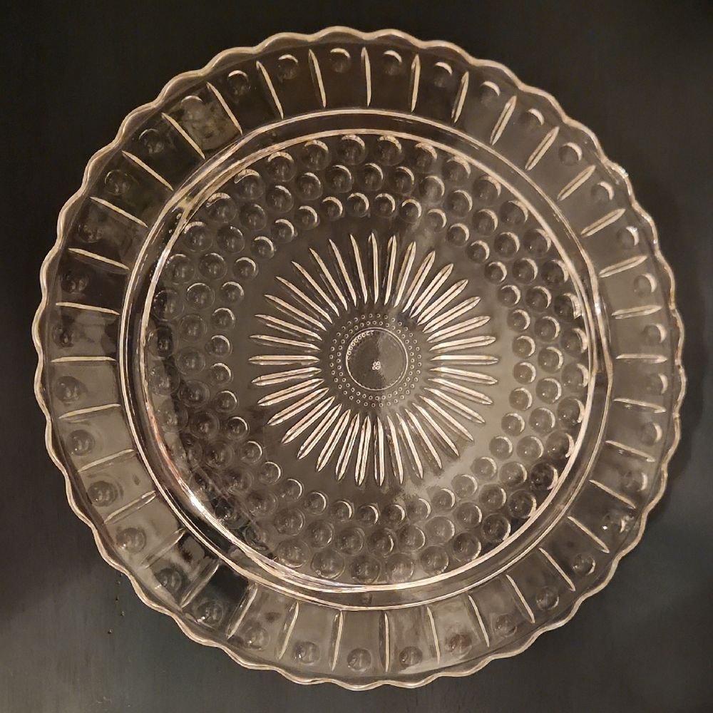 Cake Plate Depression Era Federal Glass, EUC and GORGEOUS!